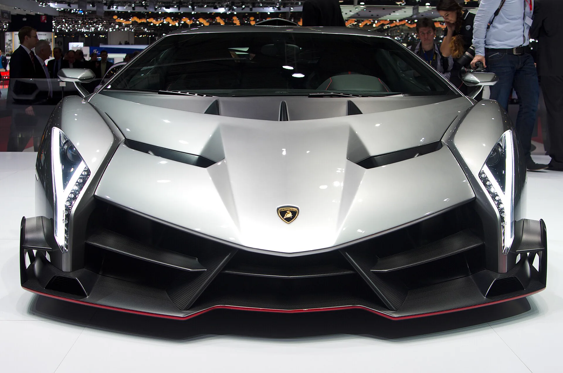Veneno front fascia and splitter